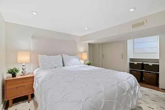 Additional image 26 of 406 Margueretta St