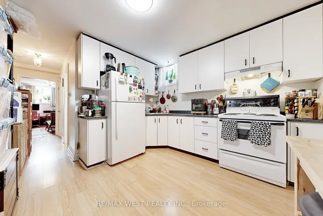 Additional image 38 of 52 Heydon Park Rd
