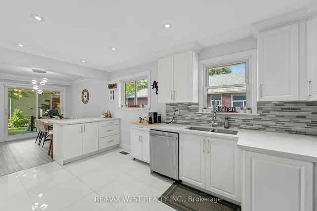 Additional image 10 of 204 Jeffcoat Dr