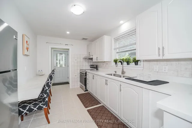 Additional image 14 of 16 Scranton Rd