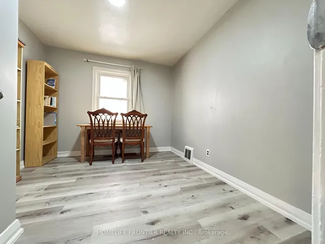 Additional image 21 of 27 Rensburg Dr