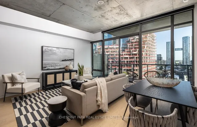 Additional image 7 of 560 King St Unit 1014