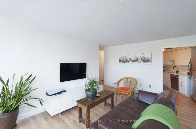 Additional image 7 of 475 The West Mall Unit 310