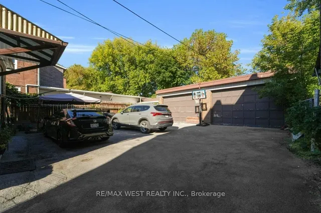 Additional image 35 of 225 Oakwood Ave