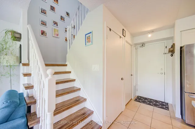 Additional image 15 of 39 Shank St Unit TH302