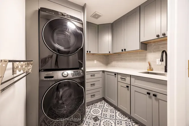 Additional image 37 of 414 Bedford Park Ave