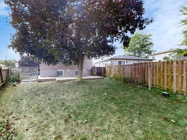 Additional image 43 of 187 Broken Oak Cres