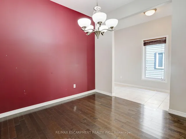 Additional image 14 of 36 Lemon Grass St