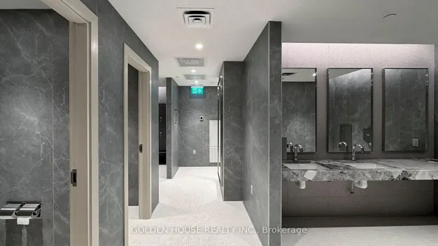 Additional image 46 of 155 Merchants' Wharf Unit 1311