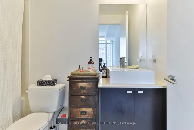 Additional image 21 of 103 The Queensway Unit 2210