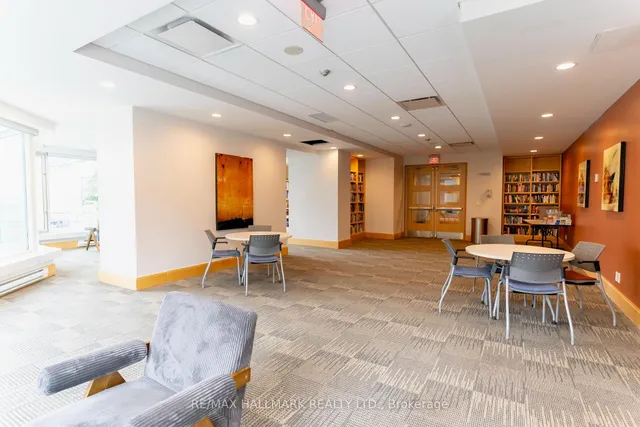 Additional image 44 of 10 Queens Quay Unit Ph9