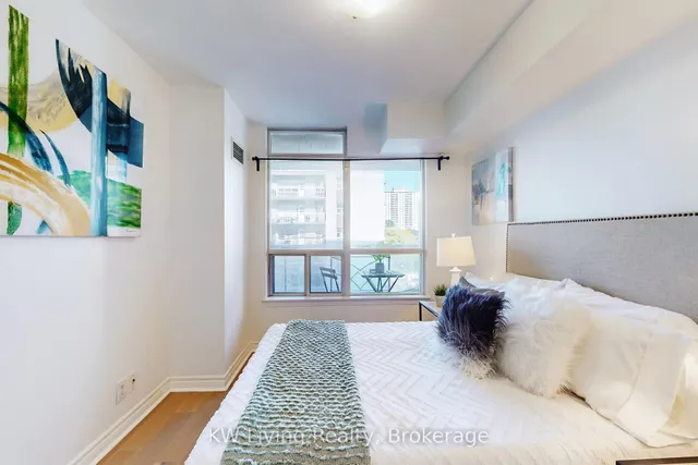 Additional image 8 of 225 Wellesley St Unit 509