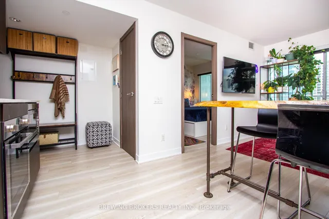 Additional image 6 of 17 Bathurst St Unit 1503