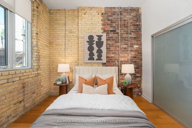 Additional image 11 of 201 Carlaw Ave Unit 239