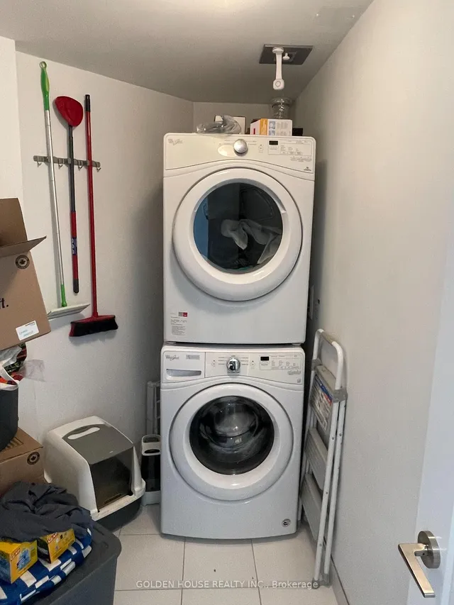 Additional image 17 of 1 Edgewater Dr Unit 314