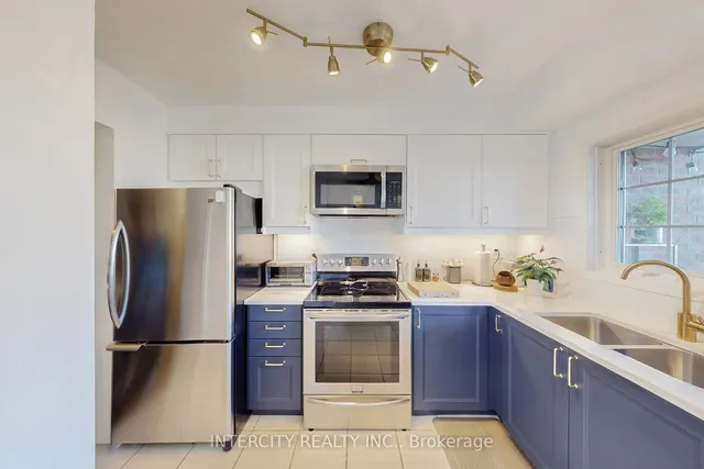 Additional image 20 of 29 Birdstone Cres