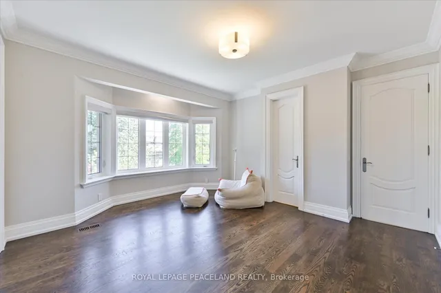 Additional image 40 of 2 Flaremore Cres