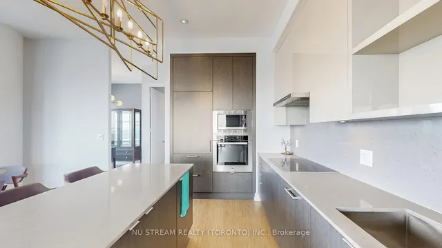 Additional image 13 of 100 Harbour St Unit PH101