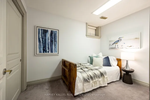 Additional image 39 of 94 Melrose Ave