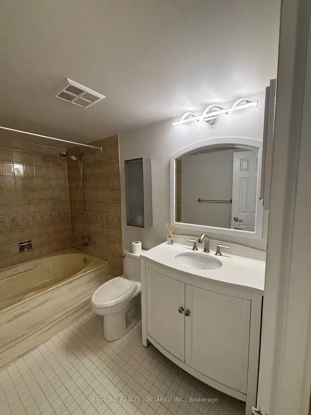 Additional image 7 of 45 Carlton St Unit 1814