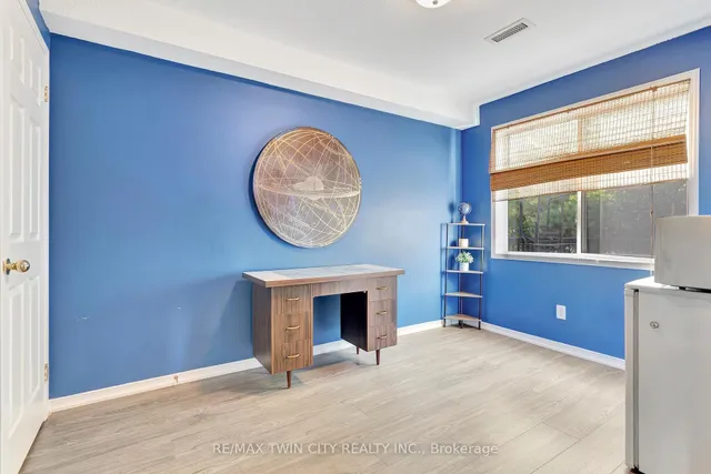 Additional image 31 of 45 Cedarhill Cres Unit 1D