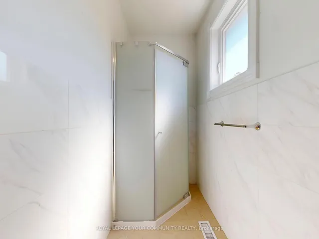 Additional image 20 of 54 Emcarr Dr