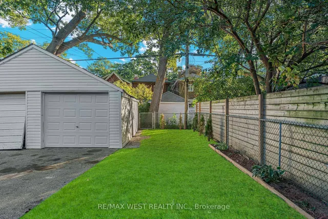 Additional image 36 of 215 Jane St