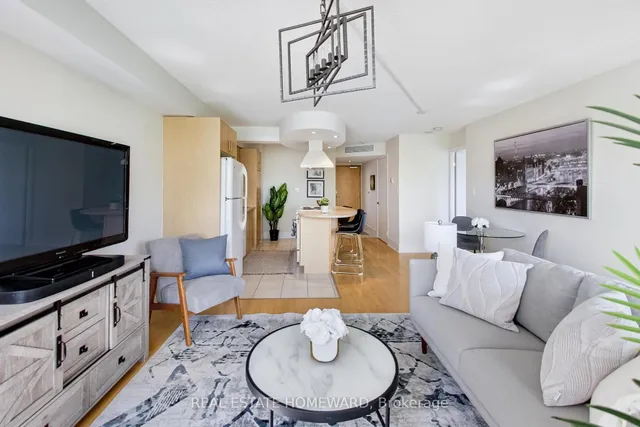 Additional image 16 of 550 Queens Quay Unit 201