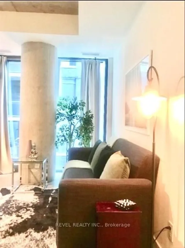 Additional image 7 of 111 Bathurst St Unit 1501