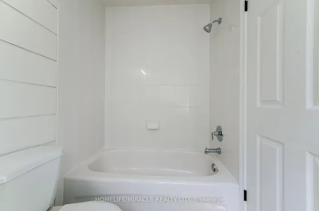 Additional image 30 of 124 Winding Wood Cres