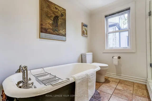 Additional image 26 of 13 Howland Rd