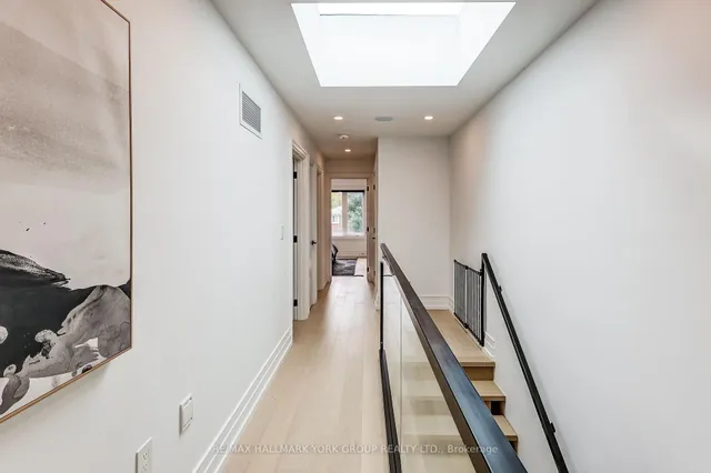 Additional image 23 of 109A Holborne Ave