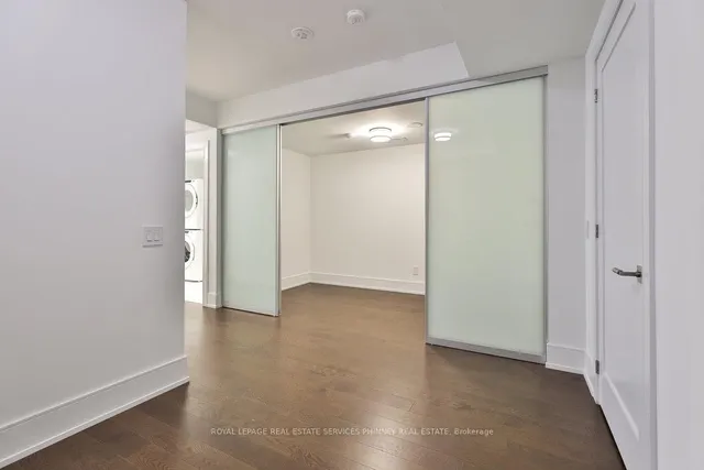 Additional image 25 of 155 Merchants' Wharf Unit 214