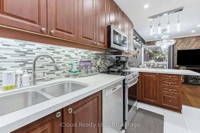 Additional image 18 of 40 Rabbit Lane Unit 10