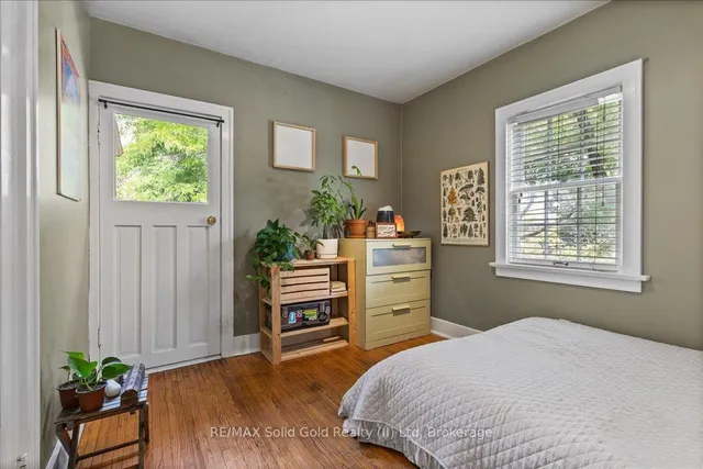 Additional image 32 of 240 Cameron St