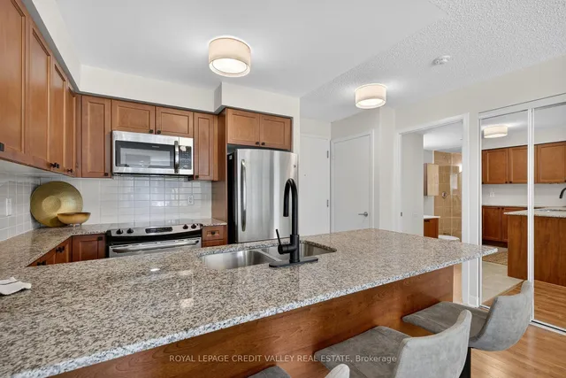 Additional image 8 of 525 Wilson Ave Unit 334