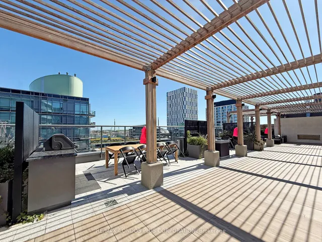 Additional image 28 of 425 Front St Unit 304