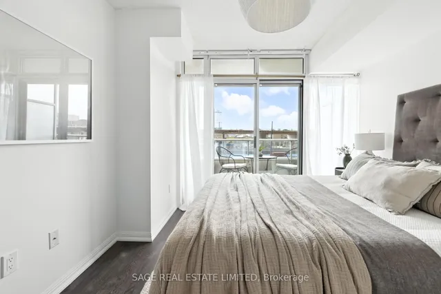 Additional image 16 of 6 Pirandello St Unit TH5