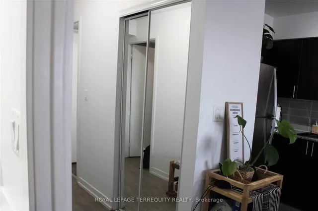 Additional image 4 of 1420 Dupont St Unit 808