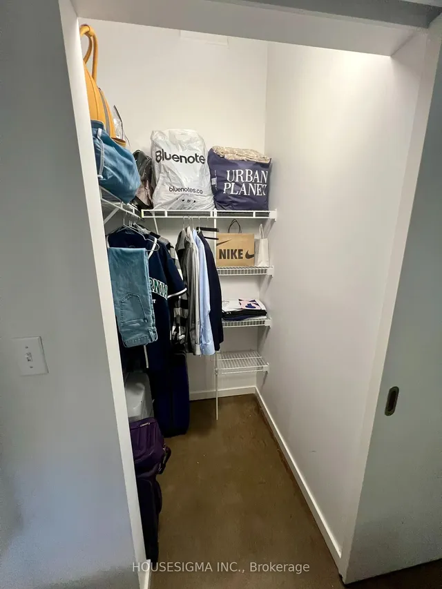 Additional image 11 of 404 King St Unit 109