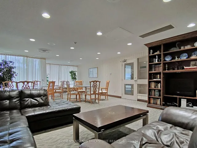 Additional image 36 of 30 Thunder Grve Unit 1705