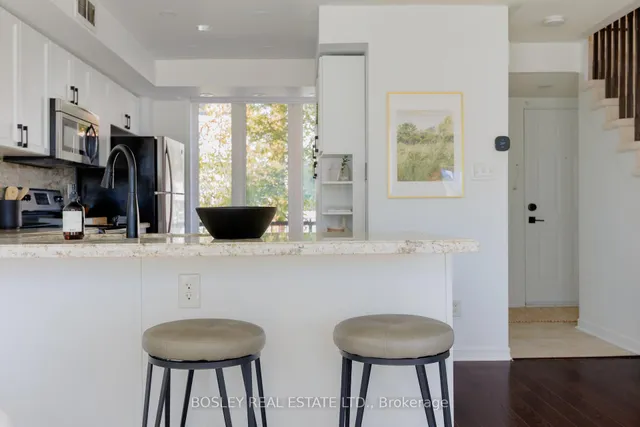 Additional image 10 of 4 Frances Loring Lane Unit 2