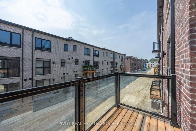 Additional image 41 of 26 Danielle Moore Circ