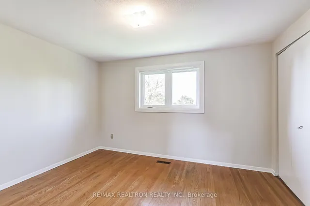 Additional image 12 of 18 Axsmith Cres