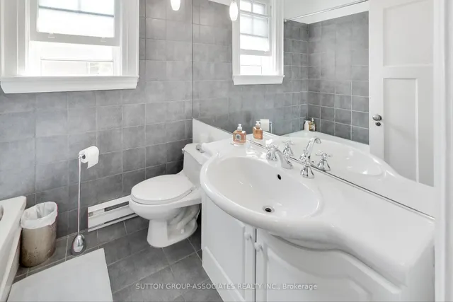 Additional image 32 of 14 Bracondale Hill Rd