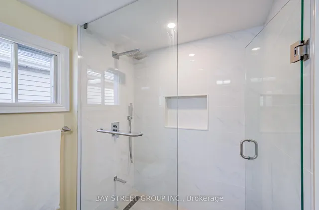 Additional image 38 of 107 Enchanted Hills Cres