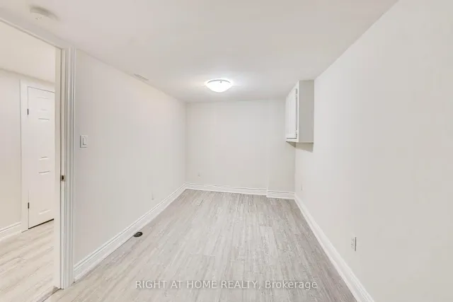 Additional image 29 of 270 Renforth Dr