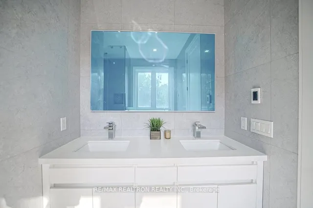 Additional image 27 of 263 East Ave