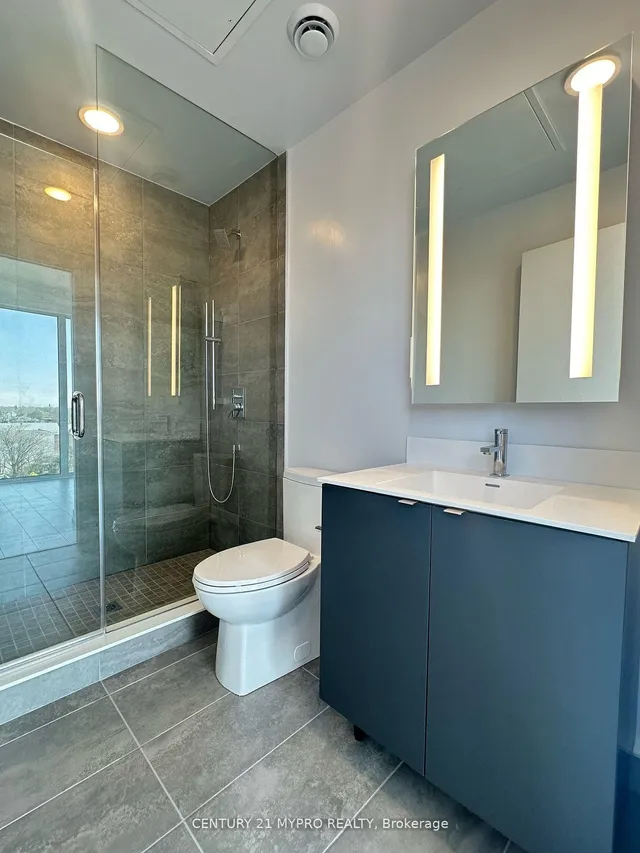 Primary image of 500 Dupont St Unit 607