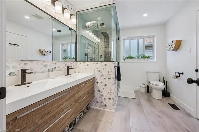 Additional image 24 of 264 Grey Fox Dr